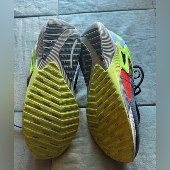 New balance, running shoes - Picture 3 of 3